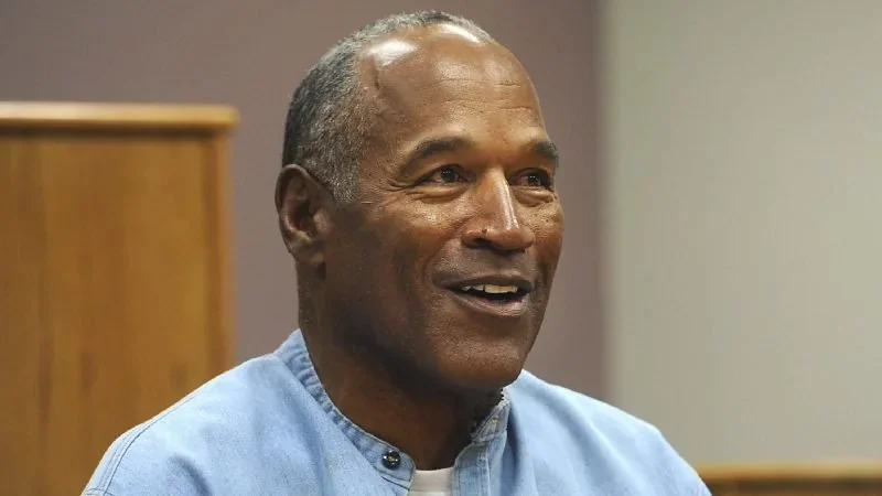 Who is O J Simpsom, Heisman Trophy, NFL, The Juice, murder trial, acquittal, civil lawsuit, bankruptcy, death, duality of fame