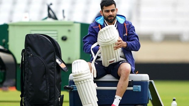 Virat Kohli Creates History: First Batsman to Reach 10,000 Runs in IPL